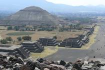 Les pyramides de Teotihuacan