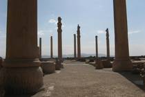 Jeux dans les ruines